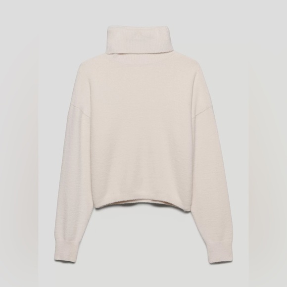 Wilfred Free Hush Knit Cropped Turtleneck - Picture 6 of 10